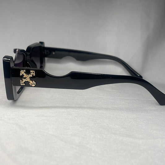 Pick Up The Pieces Black/ Gold